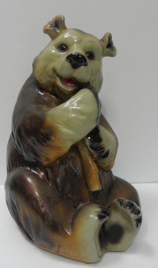Садовая скульптура 'Медведь с палкой' полистоун